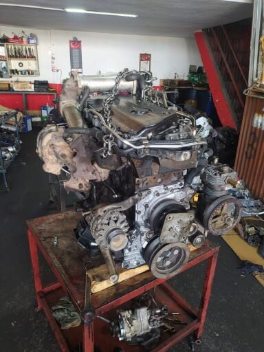 Çıkma Motor Komple NOVO 8LONG 10LONG 3D NOR86 TORA 4HK1